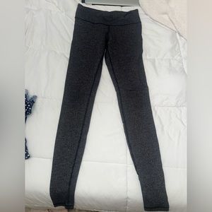 Lululemon leggings size 6